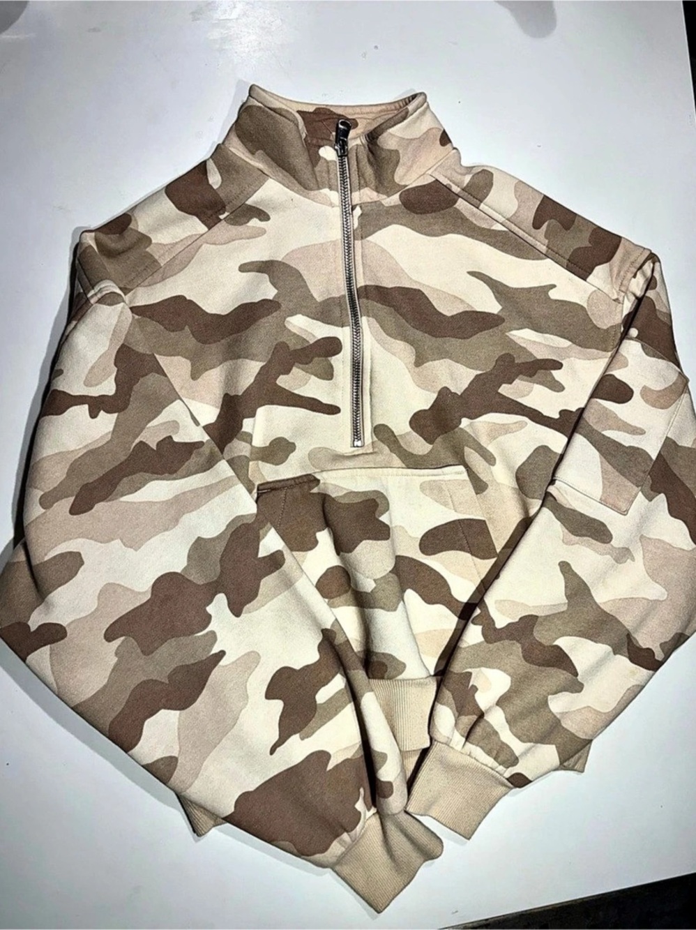 H&M Camo sweater in Brown & Beige Size XS Like New Women’s